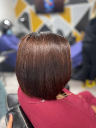 Beauty Salon «SD Luxuri Salon & Beauty Bar», reviews and photos, 602 Southside Commercial Pkwy, Jonesboro, GA 30236, USA