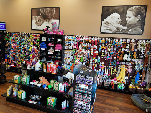 Pet Store «Pet Valu», reviews and photos, 4115 Mountain Rd #4193, Pasadena, MD 21122, USA