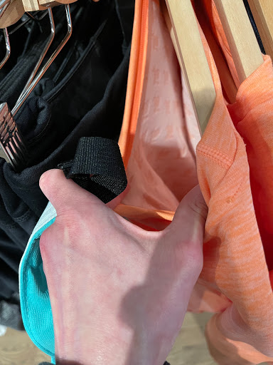 Sporting Goods Store «Fleet Feet Sports - Old Town», reviews and photos, 1620 N Wells St, Chicago, IL 60614, USA