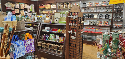 General Store «Mast General Store Winston-Salem», reviews and photos, 516 Trade St NW, Winston-Salem, NC 27101, USA