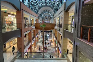 Forum mall image