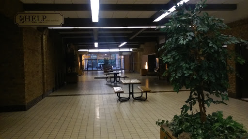 Shopping Mall «Center Mall», reviews and photos, 1941 S 42nd St, Omaha, NE 68105, USA