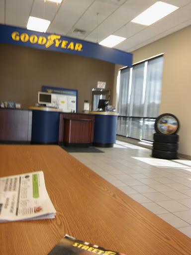 Tire Shop «Goodyear Auto Service Center», reviews and photos, 13360 US-301, Riverview, FL 33578, USA