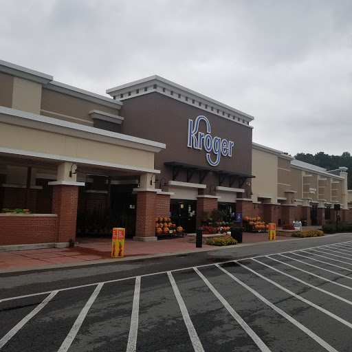 Shopping Mall «Braelinn Village Shopping Center», reviews and photos, 548 Crosstown Drive, Peachtree City, GA 30269, USA