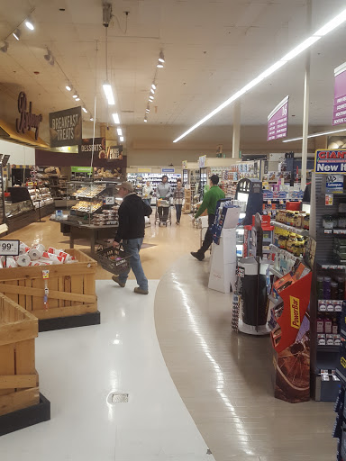 Grocery Store «Giant Food Stores», reviews and photos, 2641 MacArthur Rd, Whitehall, PA 18052, USA