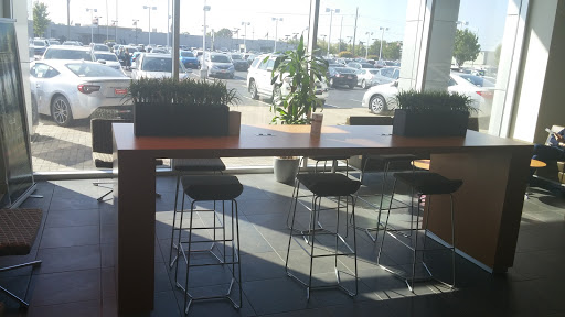 Toyota Dealer «Toyota of Naperville», reviews and photos, 1488 Ogden Ave, Naperville, IL 60540, USA