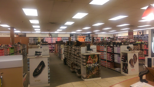 Shoe Store «Famous Footwear», reviews and photos, 1600 N 19th Ave, Bozeman, MT 59718, USA