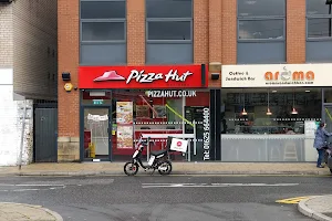 Pizza Hut Delivery image