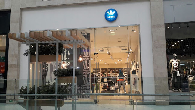 adidas Originals Store Concepción