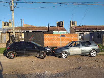 Lavadero de autos 'Franela Garaje'