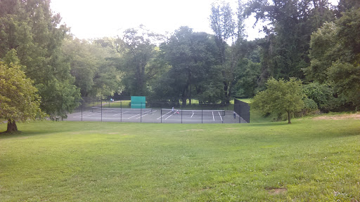 Park «Pilgrim Hill Local Park», reviews and photos, 1615 E Randolph Rd, Silver Spring, MD 20904, USA