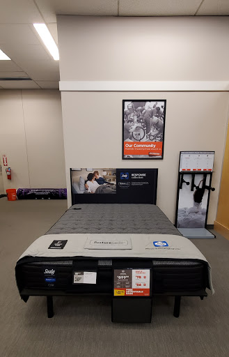 Mattress Store «Mattress Firm Bridgeport», reviews and photos, 3145 S Ashland Ave, Chicago, IL 60608, USA