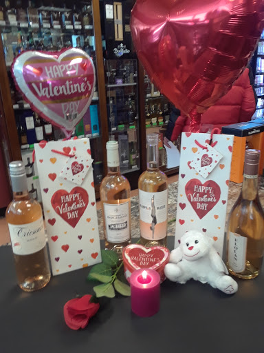 Wine Store «Bear Valley Wine & Liquor», reviews and photos, 3100 S Sheridan Blvd # F, Denver, CO 80227, USA