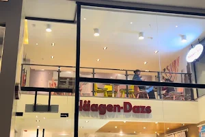 Häagen-Dazs | DHA Phase 5, Lahore image