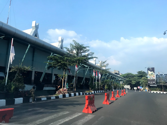 Panduan Stasiun Kereta di Kota Bandung: Mengetahui Lebih Banyak Tentang Tempat-tempat Terkenal di Sekitarnya