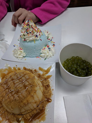 Restaurant «Vampire Penguin Eureka», reviews and photos, 3144 Broadway St, Eureka, CA 95501, USA