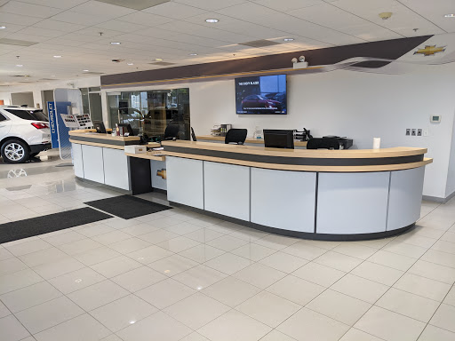 Chevrolet Dealer «Dick Wickstrom Chevrolet», reviews and photos, 555 Irving Park Rd, Roselle, IL 60172, USA