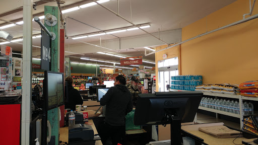 Grocery Store «Harvest Market Estacada», reviews and photos, 280 N Broadway St, Estacada, OR 97023, USA