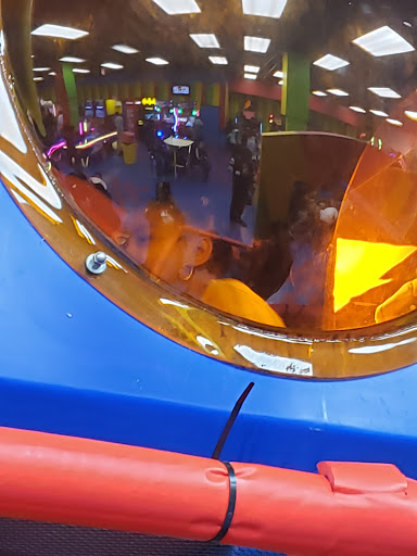 Entertainer «Funtopia USA», reviews and photos, 66-26 Metropolitan Ave, Middle Village, NY 11379, USA