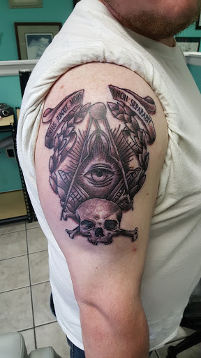 Explore small hawaii tattoo ideas, creative tattoo ideas in Newport, available at Mutiny Tattoo Co. LLC