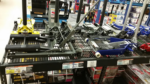 Hardware Store «Harbor Freight Tools», reviews and photos, 7089 S Orange Blossom Trail, Orlando, FL 32809, USA