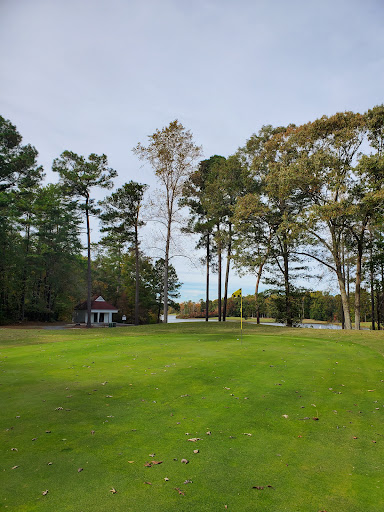 Public Golf Course «Golden Eagle Golf Club», reviews and photos, 364 Clubhouse Rd, Irvington, VA 22480, USA