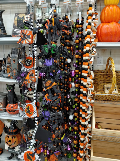 Shopping Mall «Gateway Shopping Center», reviews and photos, 14 Danbury Rd, Wilton, CT 06897, USA