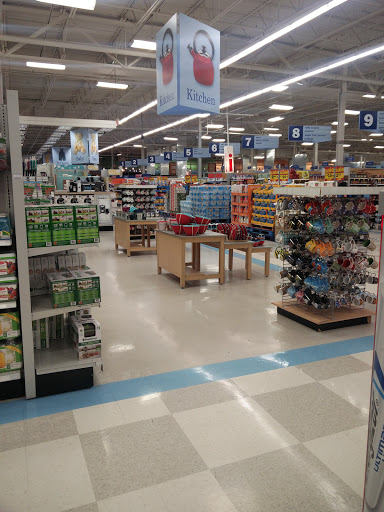 Grocery Store «Meijer», reviews and photos, 27255 23 Mile Rd, Chesterfield, MI 48051, USA