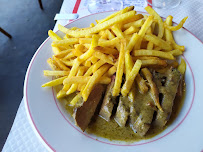 Steak frites du Restaurant de viande Le Relais de Venise - son entrecôte à Paris - n°12