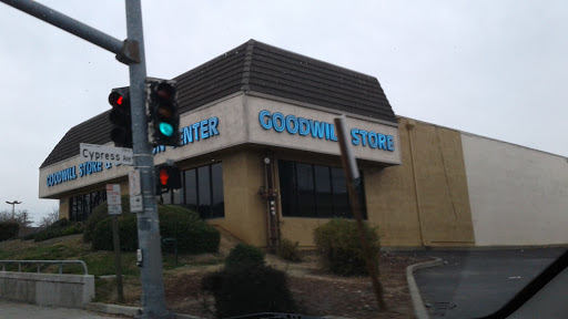 Goodwill, 4126 Manzanita Ave, Carmichael, CA 95608, USA, 