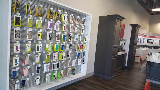 Cell Phone Store «Verizon Authorized Retailer - A Wireless», reviews and photos, 100 E Main St #140, Alhambra, CA 91801, USA