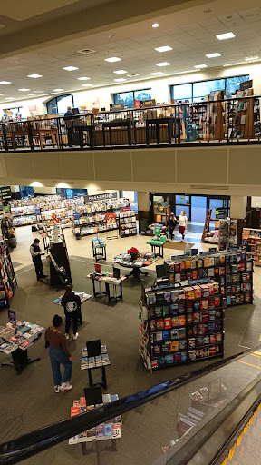 Book Store «Barnes & Noble», reviews and photos, 4020 Sharon Rd, Charlotte, NC 28211, USA