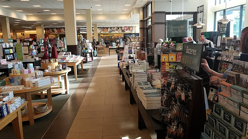 Book Store «Barnes & Noble», reviews and photos, 4000 Jericho Turnpike, East Northport, NY 11731, USA