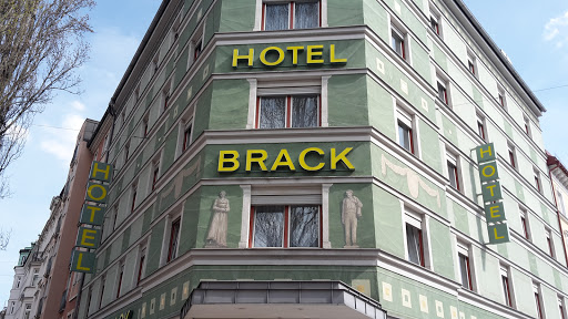 Hotel Brack