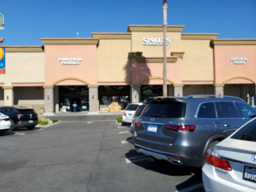 Shopping Mall «Gateway Plaza», reviews and photos, 21929 Ventura Blvd, Los Angeles, CA 91364, USA