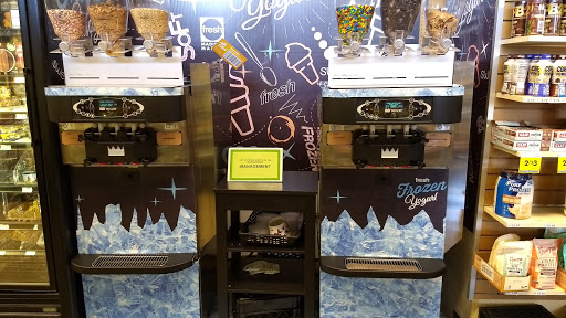 Supermarket «Fresh Madison Market», reviews and photos, 703 University Ave, Madison, WI 53715, USA