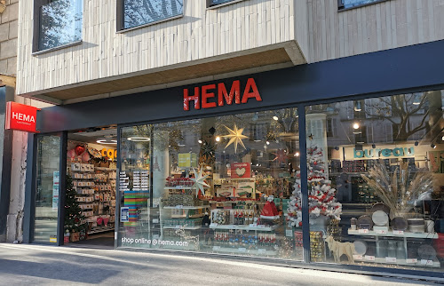 Grand magasin HEMA Paris