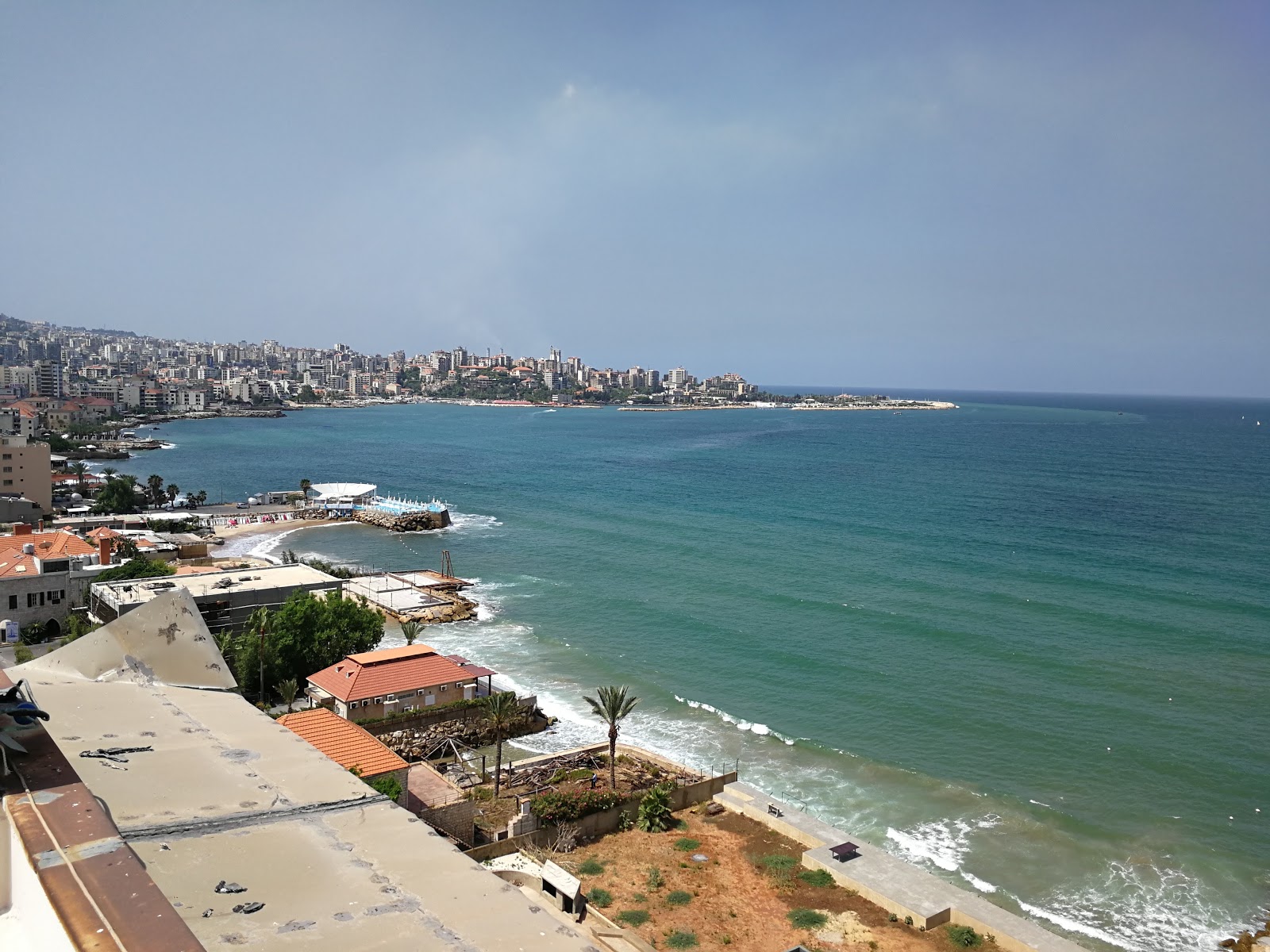 Foto di Al Raml Beach con baia piccola