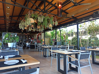 Restaurante Mohana Vera Playa - C. Delfin, 04621, Almería, Spain