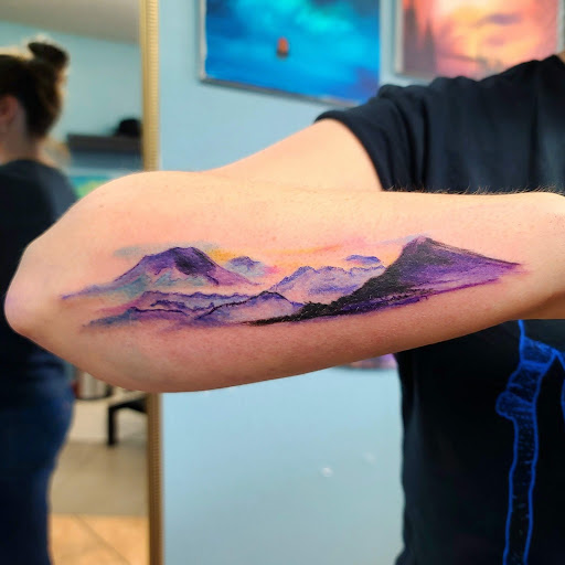 Tattoo Shop «Illuminati Tattoo Parlor», reviews and photos, 10214 SE Mill Plain Blvd Suite B, Vancouver, WA 98664, USA