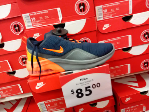 Shoe Store «Shoe Carnival», reviews and photos, 2800 SW 24th Ave, Ocala, FL 34471, USA