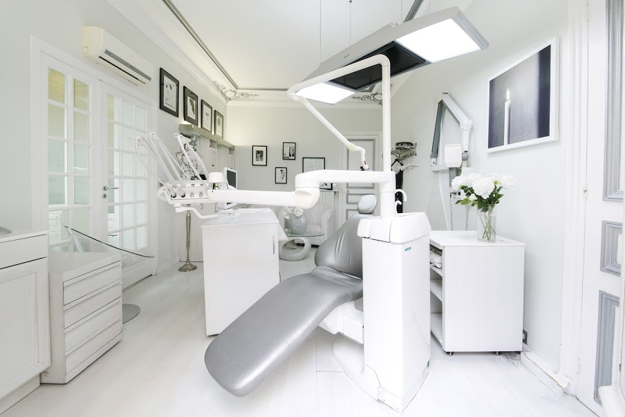 Dentiste Paris 17e - Dr COHEN JEAN MAURICE à Paris (Paris 75)