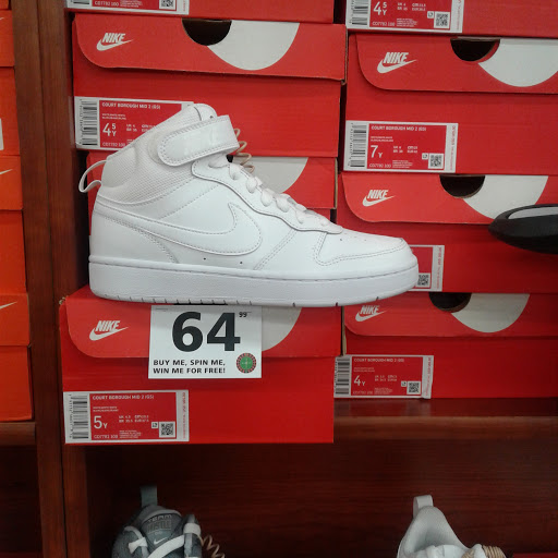 Shoe Store «Shoe City Newport Surf», reviews and photos, 1941 Newport Blvd, Costa Mesa, CA 92627, USA