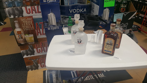 Liquor Store «Woodys Liquor & Fine Wine», reviews and photos, 2862 Roosevelt Blvd, Clearwater, FL 33760, USA