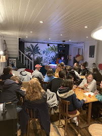 Atmosphère du Café La Tête d'Affiche à Saint-Médard-sur-Ille - n°2