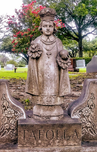 Funeral Home «Calvary Hill Funeral Home», reviews and photos, 3235 Lombardy Ln, Dallas, TX 75220, USA