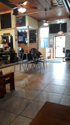 Barber Shop «Head 2 Toe Barbershop», reviews and photos, 423 5th St NW B, Cedar Rapids, IA 52405, USA