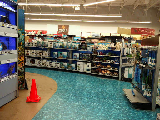 Pet Supply Store «Petco Animal Supplies», reviews and photos, 125 Lincoln Hwy, Exton, PA 19341, USA