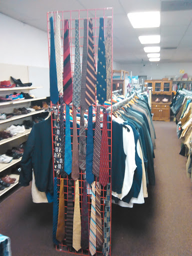 Thrift Store «The Salvation Army Family Store & Donation Center», reviews and photos