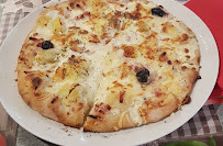 Plats et boissons du Pizzas à emporter Marcel pizza à Roquevaire - n°5